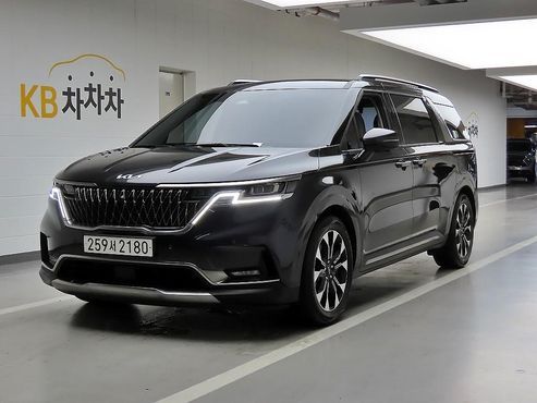Kia Carnival Gasoline 7-Seater Signature — пробег 76 807 км — фото 1 из 5