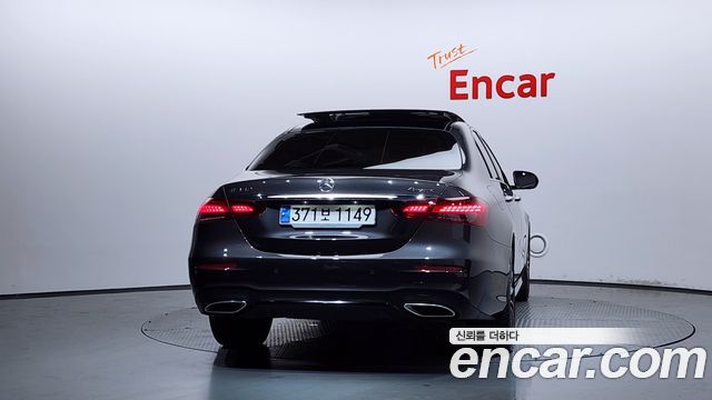 Mercedes-Benz E-Class из Кореи Encar