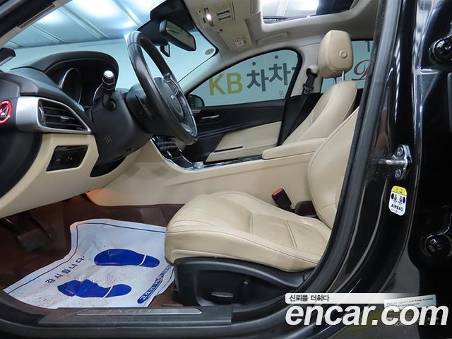 Jaguar XE из Кореи Encar