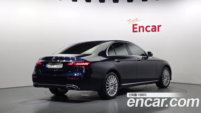 Mercedes-Benz E-Class из Кореи Encar
