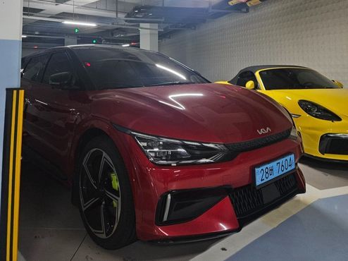 Kia EV6 GT 4WD — пробег 22 000 км — фото 2 из 5