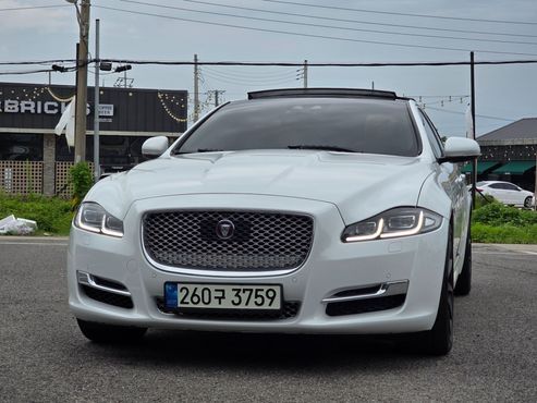 Jaguar XJ 3.0D Premium Luxury LWB X351 — пробег 147 000 км — фото 1 из 5