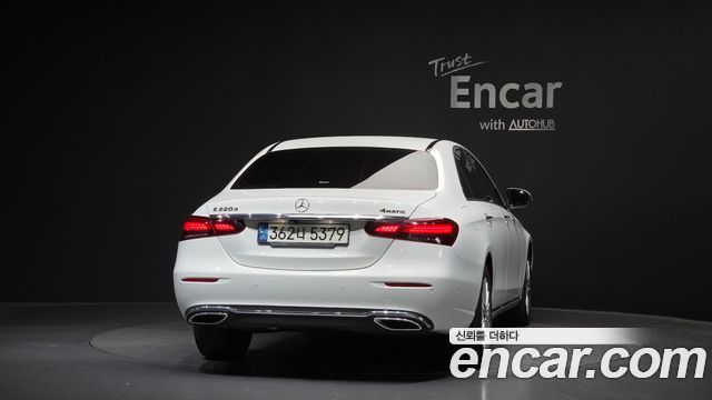 Mercedes-Benz E-Class из Кореи Encar