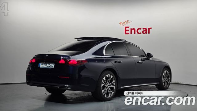 Mercedes-Benz E-Class из Кореи Encar