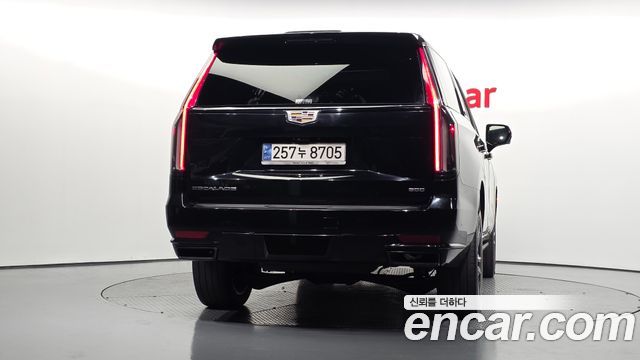 Cadillac Escalade 6.2 Sports Platinum — пробег 126 767 км — фото 4 из 5
