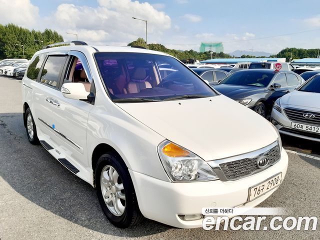 Kia Carnival Grand Carnival GLX Premium — пробег 150 000 км — фото 3 из 5
