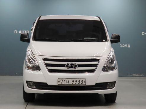 Hyundai Starex 12-Seater Wagon Smart — пробег 156 487 км — фото 2 из 5