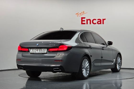 BMW 5-Series 523d Luxury — пробег 57 120 км — фото 2 из 5