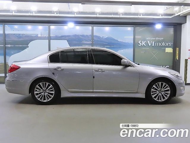 Hyundai Genesis из Кореи Encar