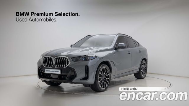 BMW X6 xDrive40i M Sport — пробег 4 810 км — фото 1 из 5