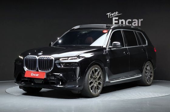 BMW X7 xDrive 40d M Sport 6STR — пробег 25 822 км — фото 1 из 5