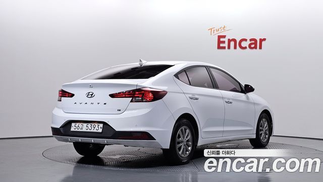 Hyundai AVANTE 1.6 Smart — пробег 135 502 км — фото 2 из 5