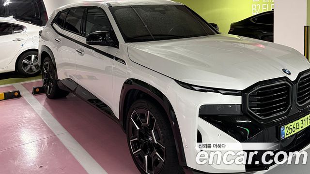 BMW XM 4.4 — пробег 13 834 км — фото 3 из 5