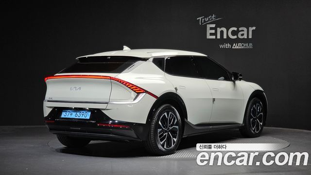 Kia EV6 Long Range Earth — пробег 84 342 км — фото 2 из 5