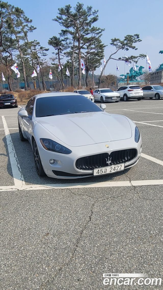 Maserati GranTurismo S 4.7 — пробег 50 000 км — фото 3 из 5