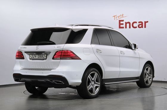 Mercedes-Benz GLE-Class GLE350 d 4MATIC — пробег 195 474 км — фото 2 из 5