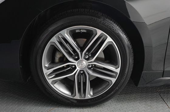 Hyundai Grandeur 3.0 Exclusive — пробег 142 365 км — фото 5 из 5