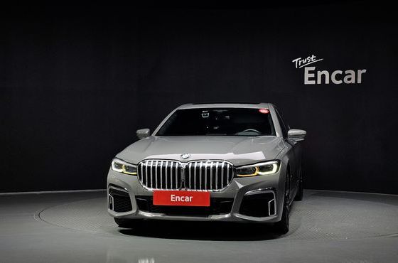 BMW 7-Series 740Li xDrive M Sport Package — пробег 241 096 км — фото 3 из 5