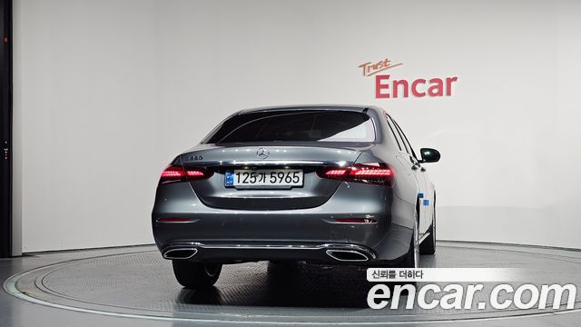 Mercedes-Benz E-Class из Кореи Encar