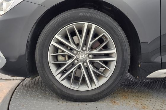 Hyundai Grandeur 2.4 Premium — пробег 146 131 км — фото 5 из 5