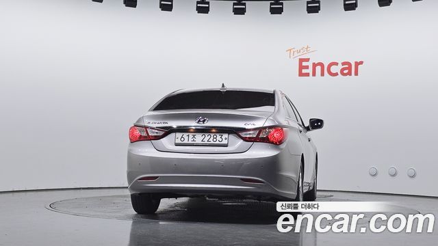 Hyundai Sonata CVVL Luxury — пробег 104 973 км — фото 4 из 5