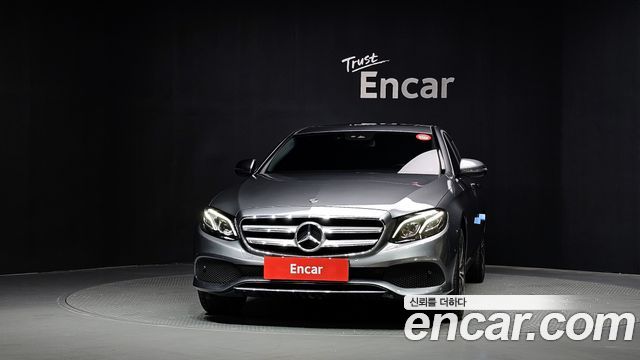 Mercedes-Benz E-Class из Кореи Encar