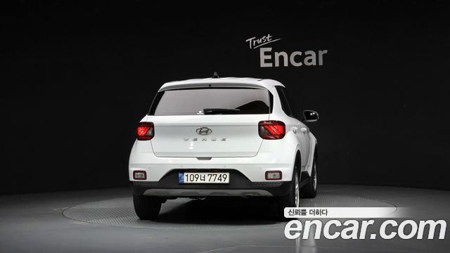 Hyundai Venue из Кореи Encar