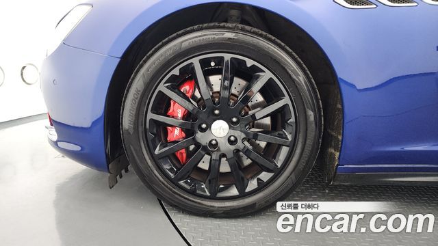 Maserati Ghibli из Кореи Encar