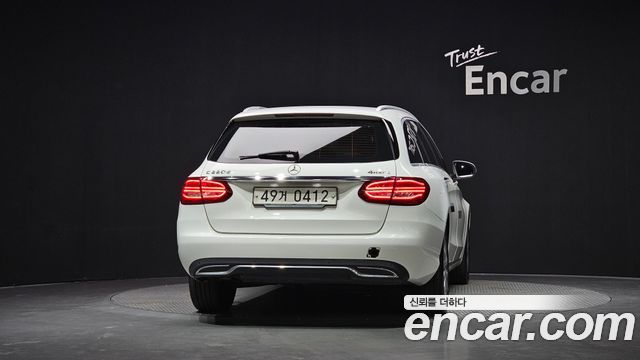 Mercedes-Benz C-Class из Кореи Encar