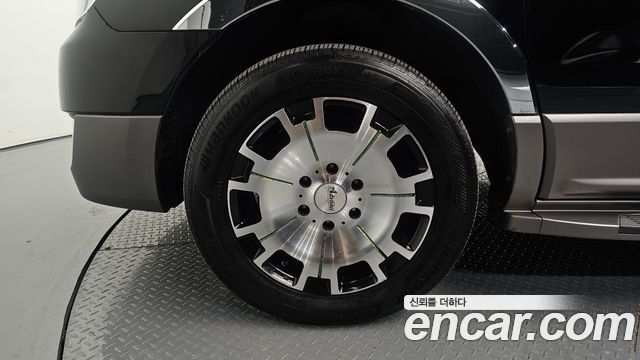 Hyundai Starex Limousine — пробег 174 736 км — фото 5 из 5