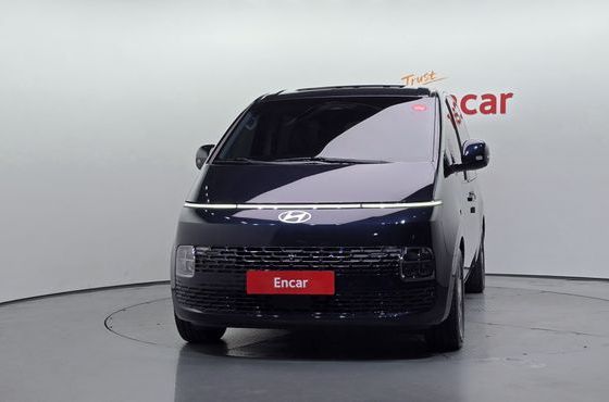 Hyundai Staria Tourer 9-Seater Modern — пробег 1 877 км — фото 3 из 5