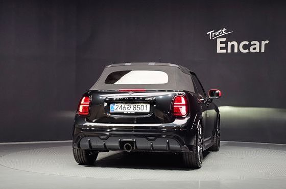 Mini Cooper Convertible JCW — пробег 10 951 км — фото 4 из 5