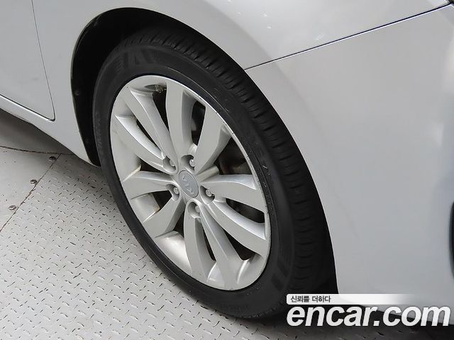 Kia Carens из Кореи Encar