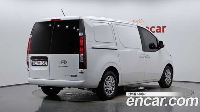 Hyundai Staria из Кореи Encar
