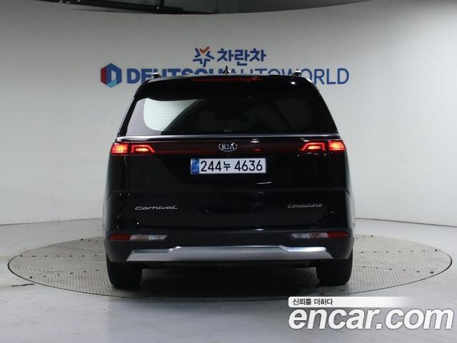 Kia Carnival из Кореи Encar