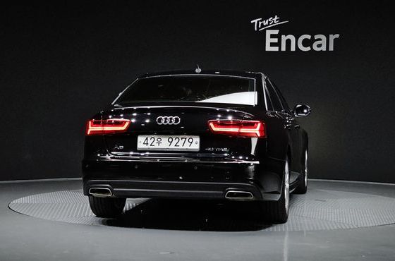 Audi A6 40 TFSI C7 — пробег 135 660 км — фото 4 из 5