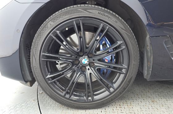 BMW Gran Turismo 640i xDrive M Sport — пробег 141 146 км — фото 5 из 5