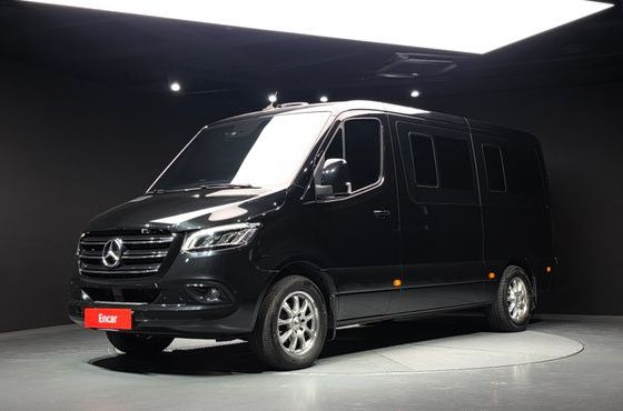 Mercedes-Benz Sprinter 3.0 Diesel W907 — пробег 30 296 км — фото 1 из 5