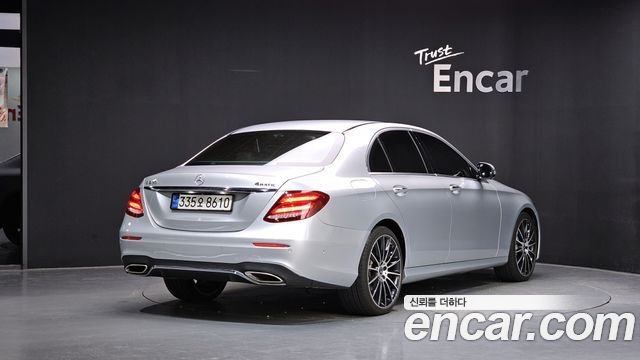 Mercedes-Benz E-Class E300 4MATIC AMG Line — пробег 129 023 км — фото 2 из 5