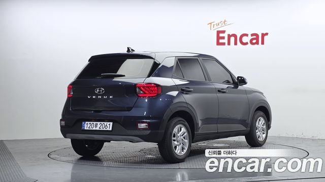 Hyundai Venue из Кореи Encar