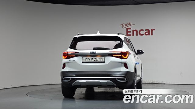 Kia Seltos из Кореи Encar