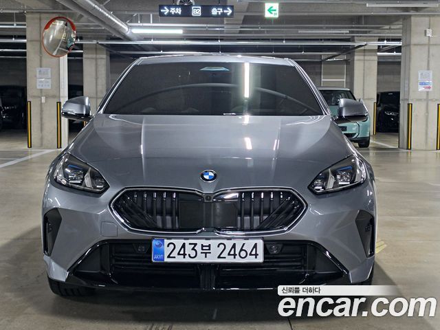 BMW 2-Series 220 M Sport — пробег 4 153 км — фото 3 из 5