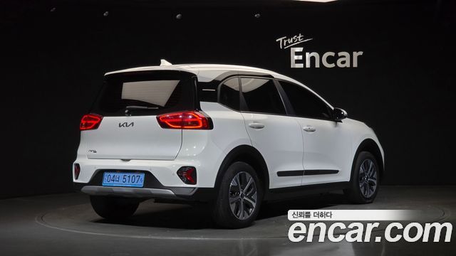 Kia Niro Earth — пробег 107 039 км — фото 2 из 5