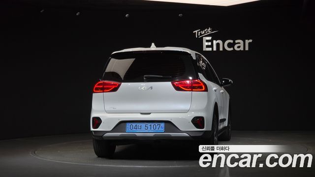 Kia Niro Earth — пробег 107 039 км — фото 4 из 5