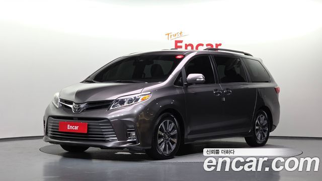 Toyota Sienna 3.5 — пробег 96 228 км — фото 1 из 5