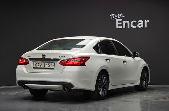 Nissan Altima 2.5 Tech L33 — пробег 157 010 км — фото 2 из 5