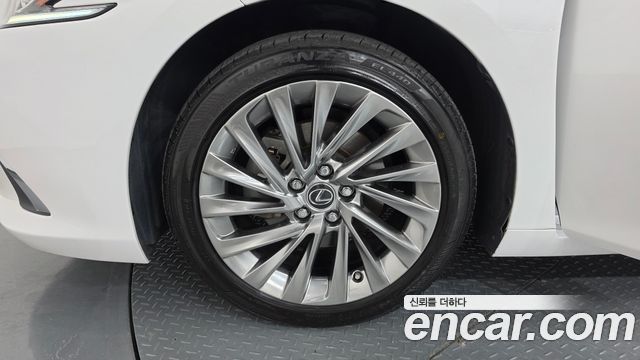 Lexus ES из Кореи Encar
