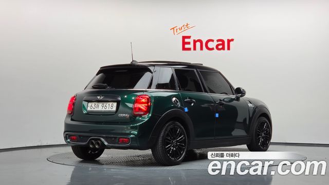 Mini Cooper 5Door Standard 3rd — пробег 72 627 км — фото 2 из 5