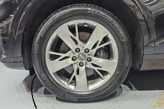 Genesis GV70 2.5T Gasoline AWD — пробег 87 166 км — фото 5 из 5