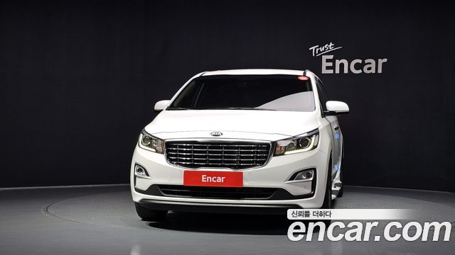 Kia Carnival из Кореи Encar
